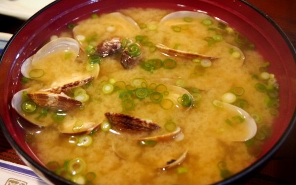 福岡番外編：貝汁定食 魚八（博多駅前）
